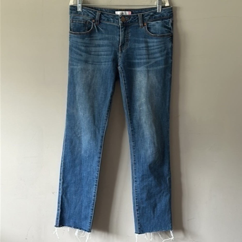 Cabi Jeans Size 6 Slim Boyfriend Destructed Style